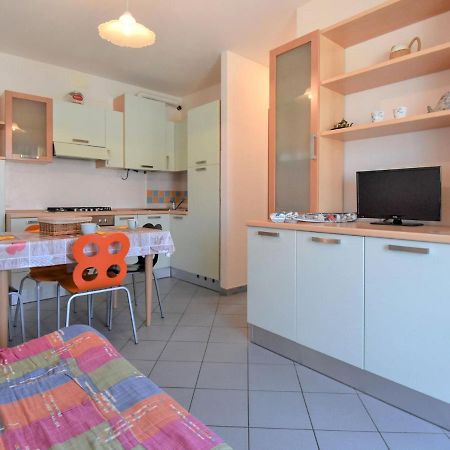 Apartment Solmare-4 By Interhome Rosapineta Εξωτερικό φωτογραφία